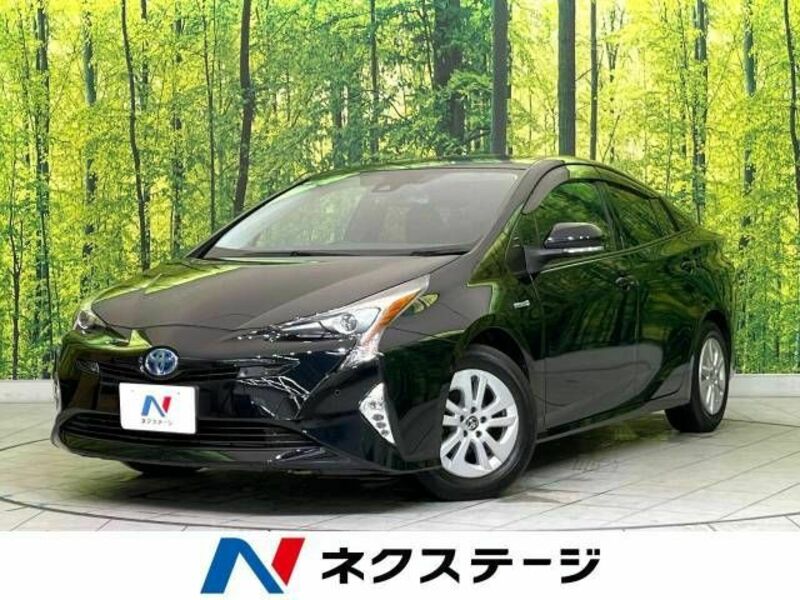 TOYOTA　PRIUS