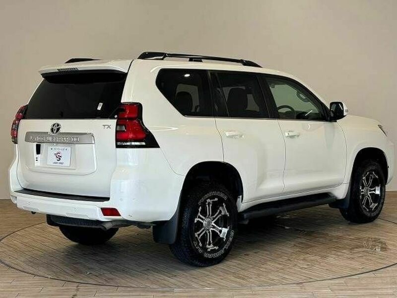 LAND CRUISER PRADO-13