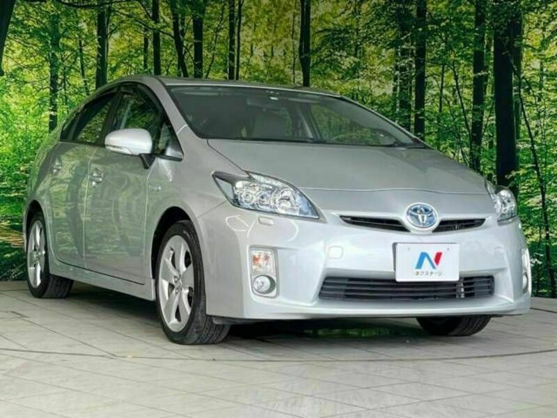 PRIUS-16