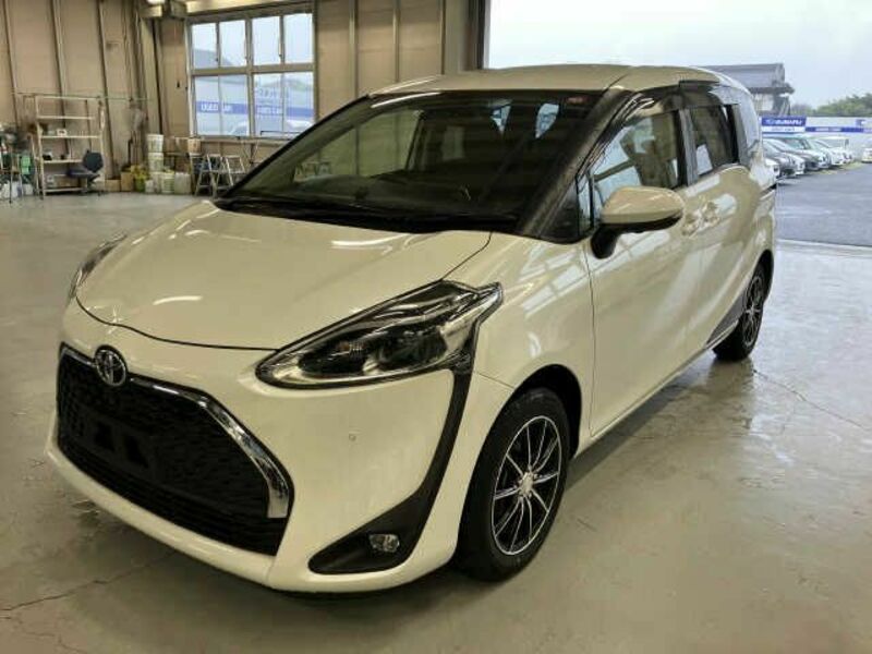 TOYOTA　SIENTA