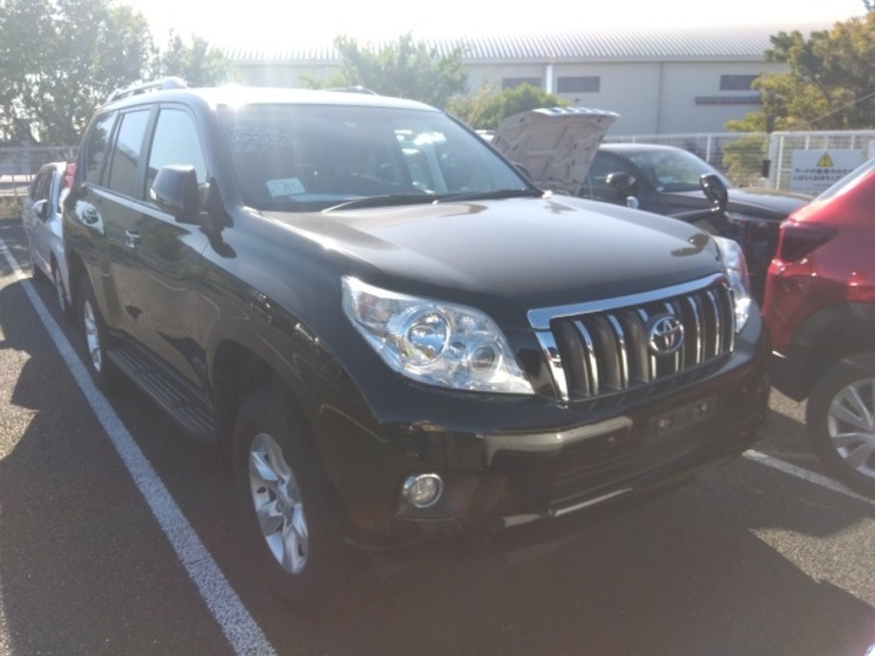 LAND CRUISER PRADO-34