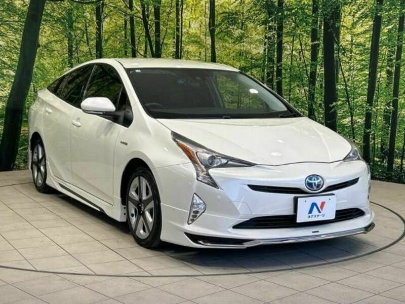 PRIUS-16