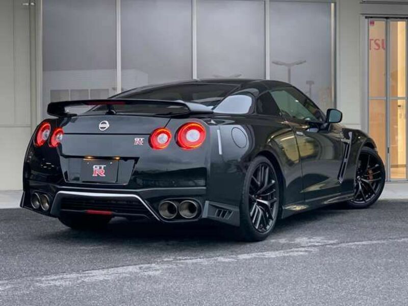 GT-R-3