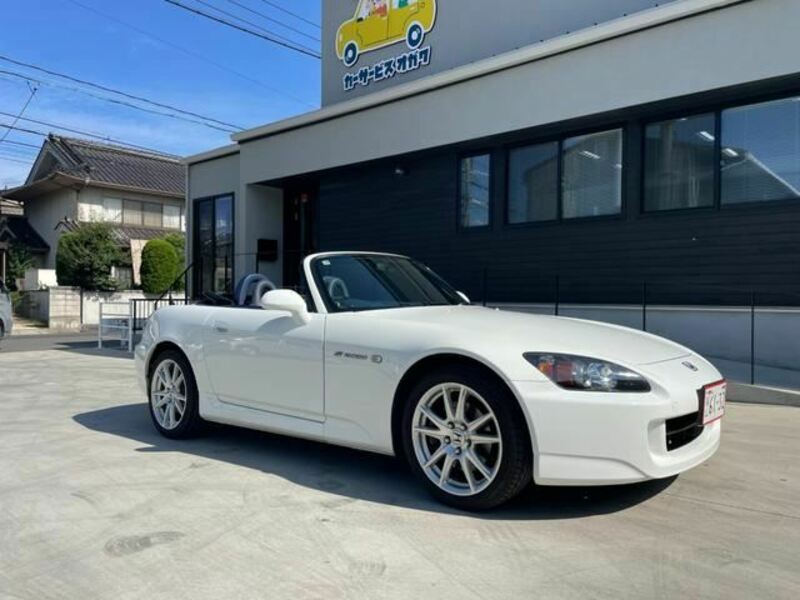 S2000-8