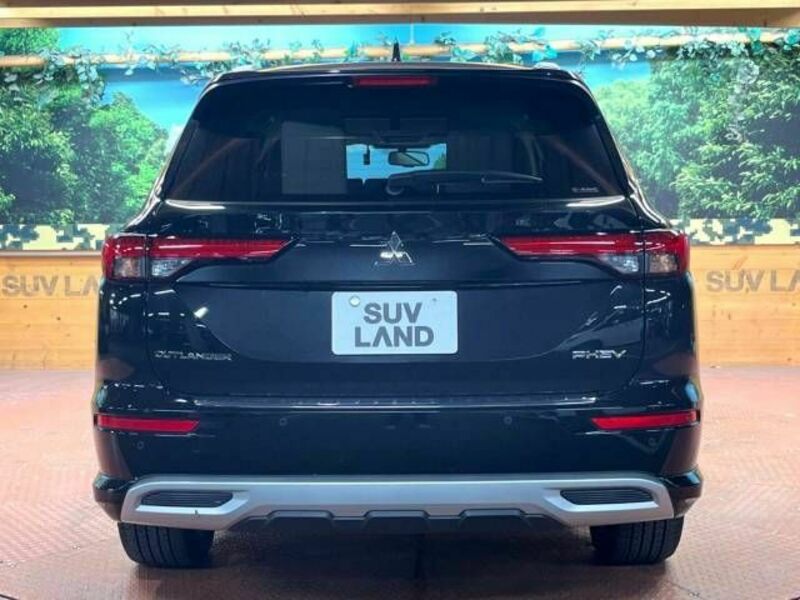 OUTLANDER PHEV-17