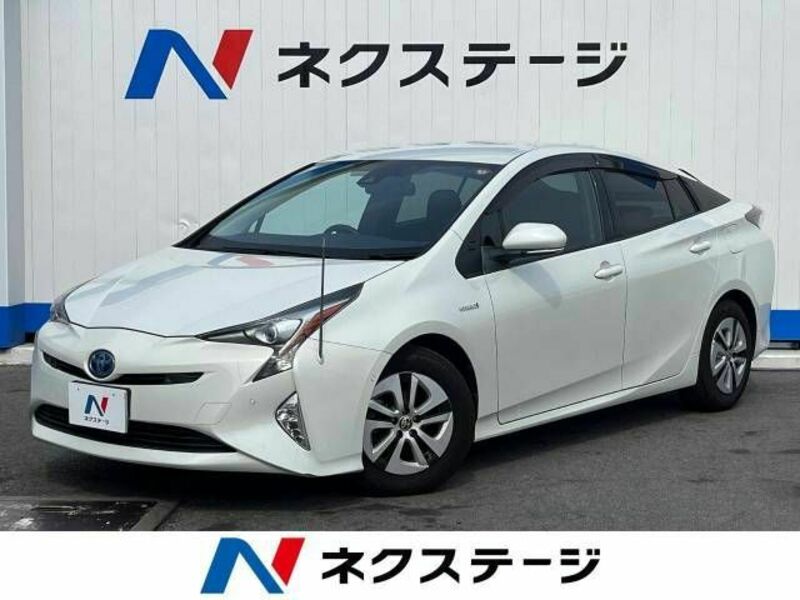 TOYOTA　PRIUS