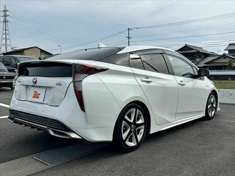 PRIUS-14