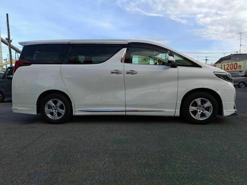 ALPHARD-9