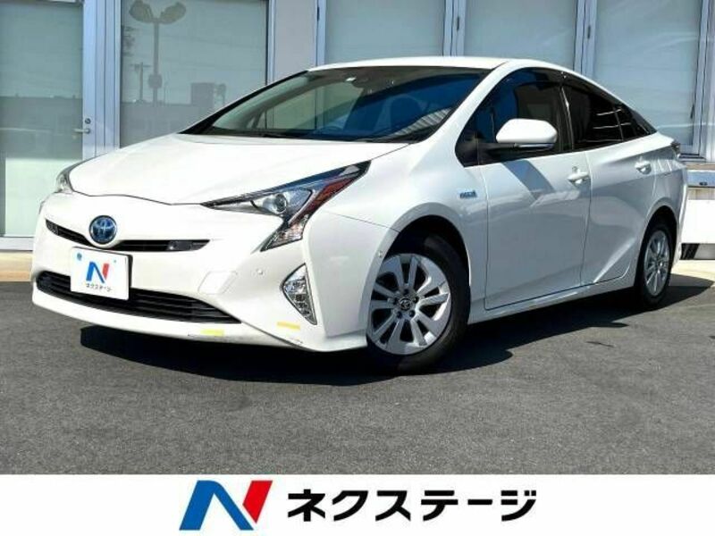 TOYOTA　PRIUS