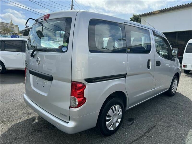 NV200 VANETTE-4