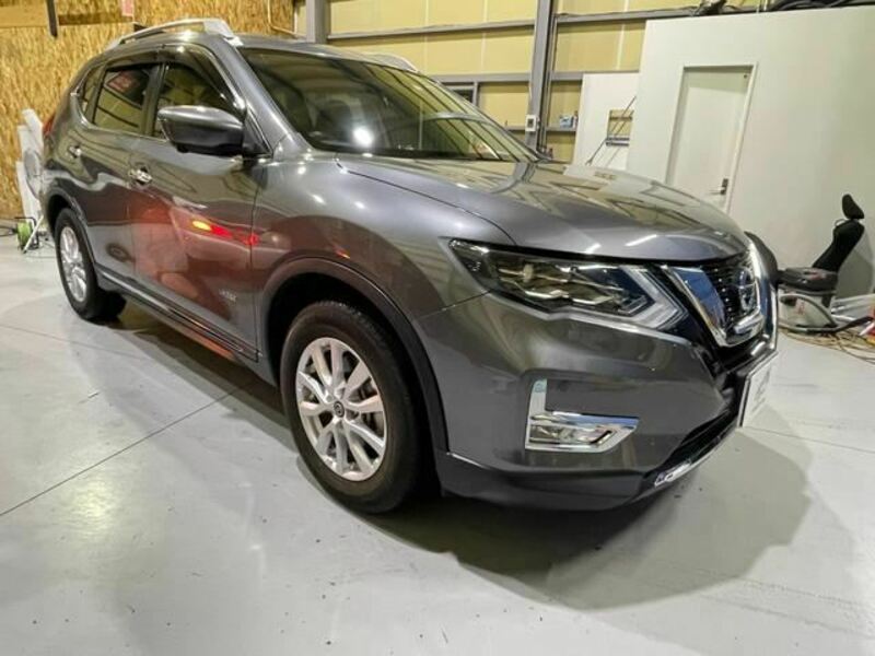 X-TRAIL-2