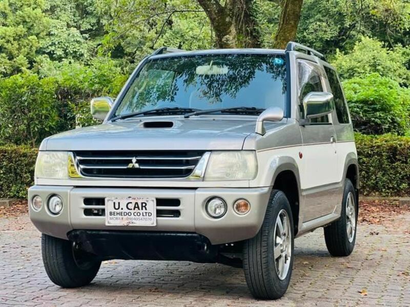 MITSUBISHI　PAJERO MINI