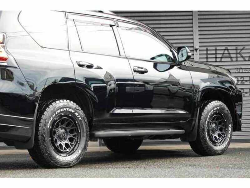 LAND CRUISER PRADO-9