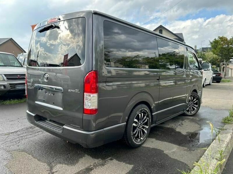 HIACE VAN-1