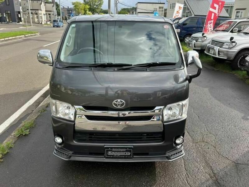 HIACE VAN-10