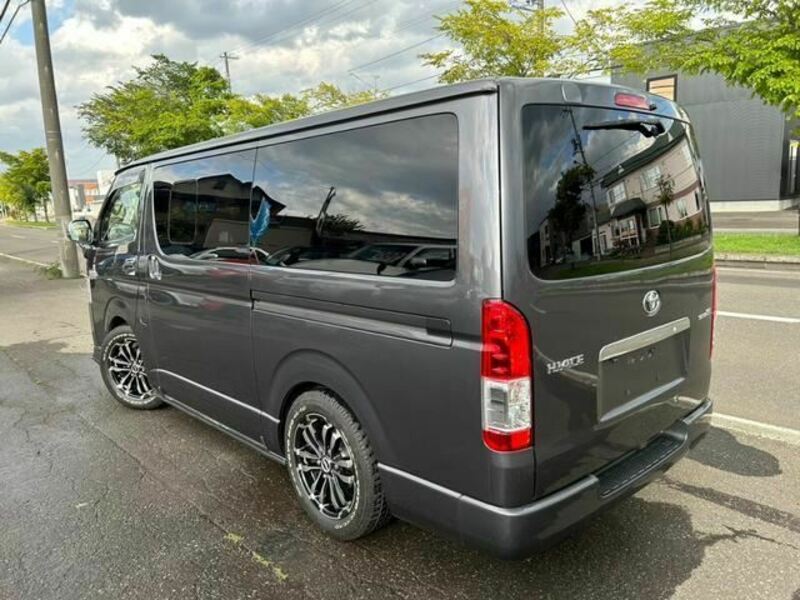 HIACE VAN-37