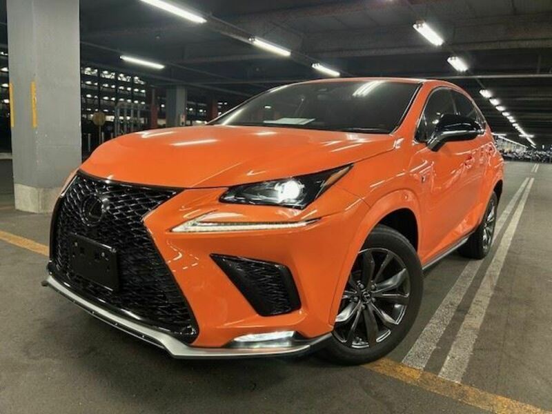 LEXUS　NX