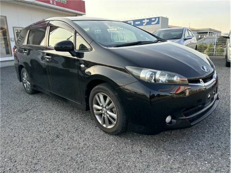 TOYOTA　WISH