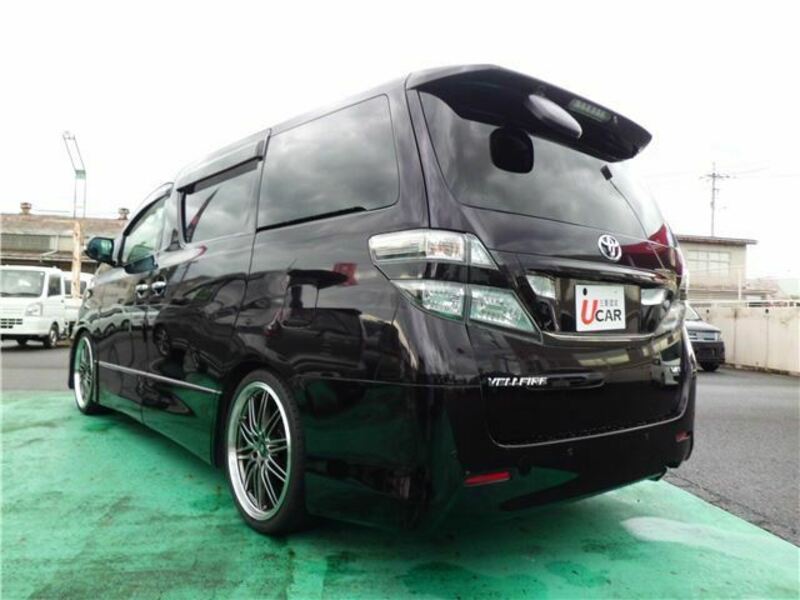 VELLFIRE-3