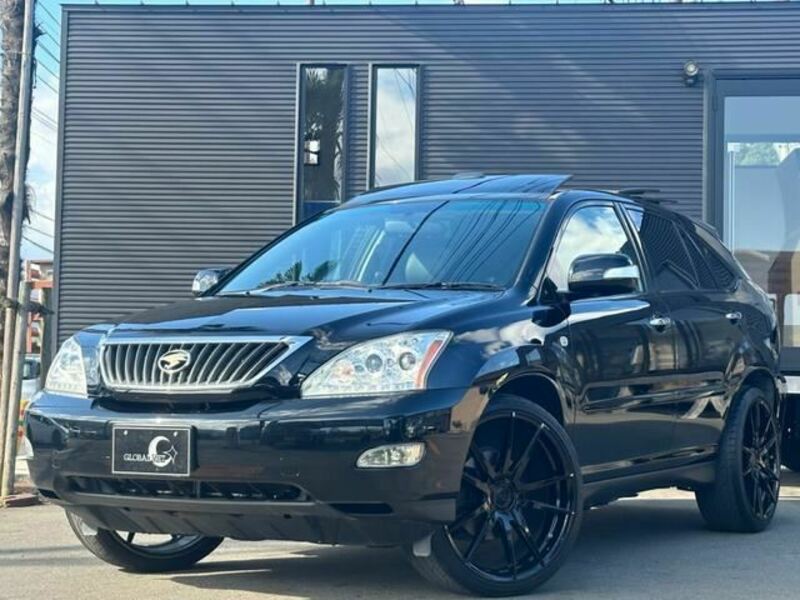 TOYOTA　HARRIER