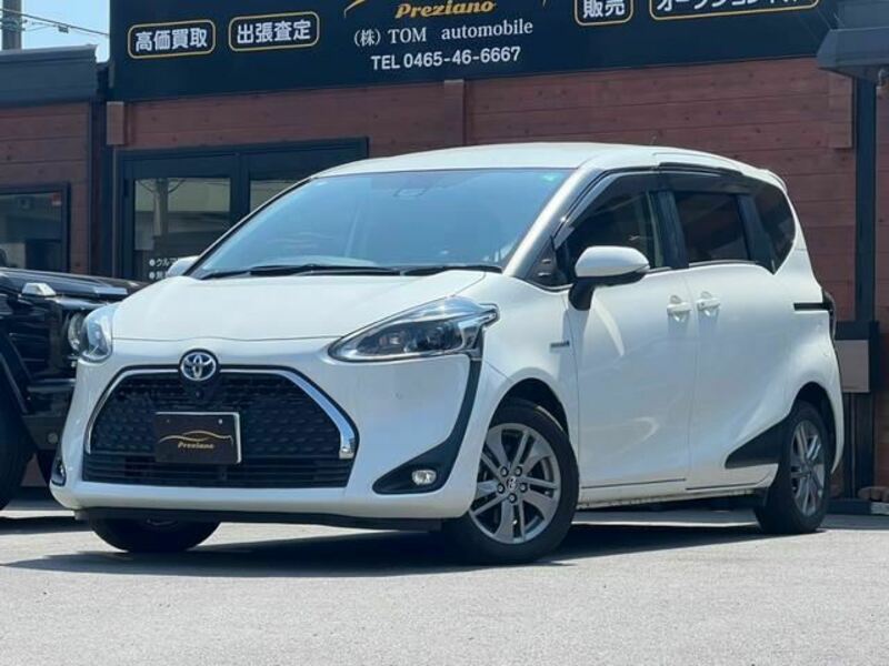 TOYOTA　SIENTA