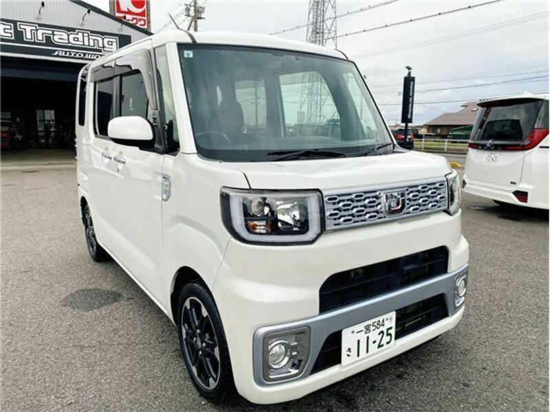 DAIHATSU　WAKE