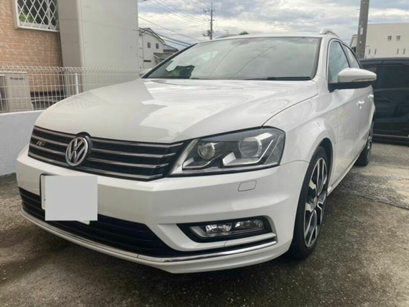 PASSAT VARIANT-0