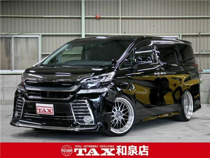 TOYOTA　VELLFIRE