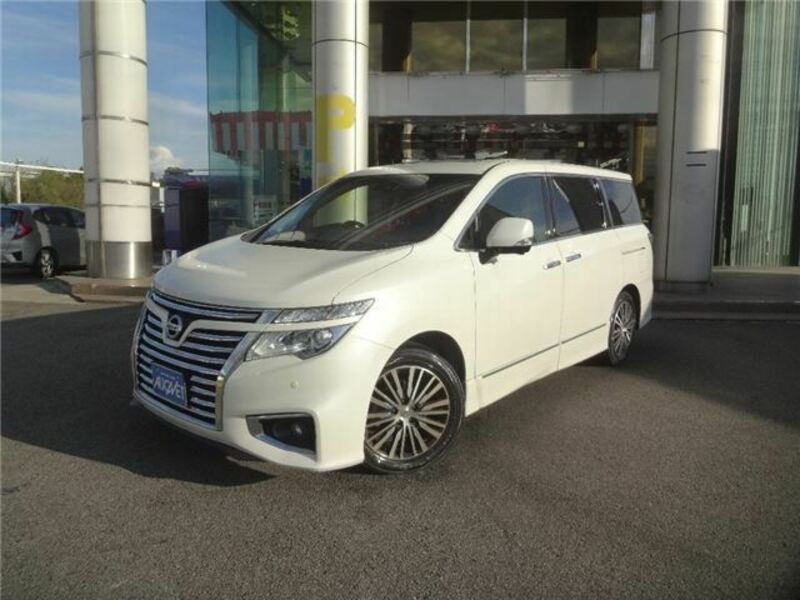 NISSAN　ELGRAND