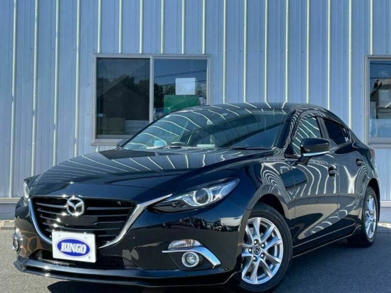 MAZDA　AXELA HYBRID