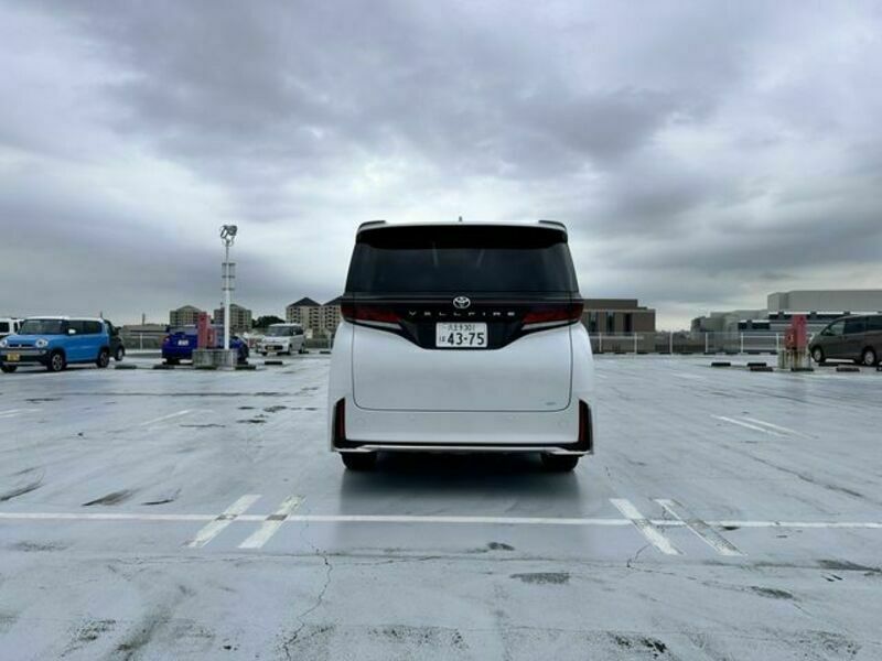 VELLFIRE-6