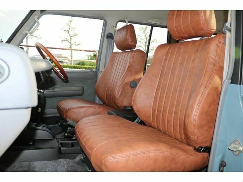 LAND CRUISER PRADO-12