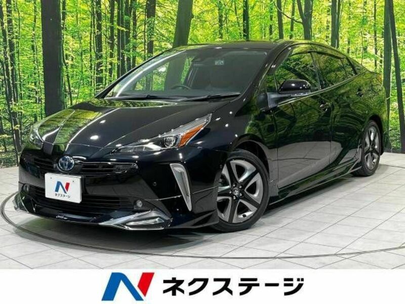 TOYOTA　PRIUS