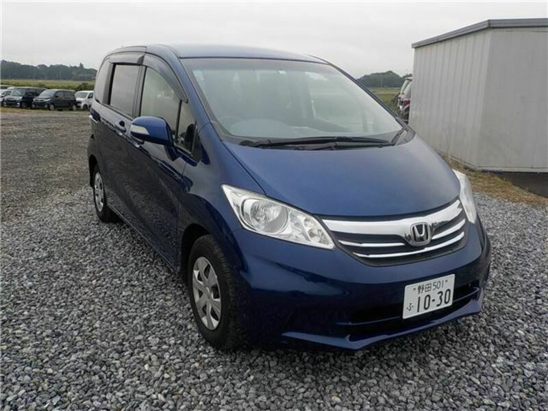 HONDA　FREED