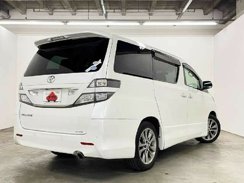 VELLFIRE-2