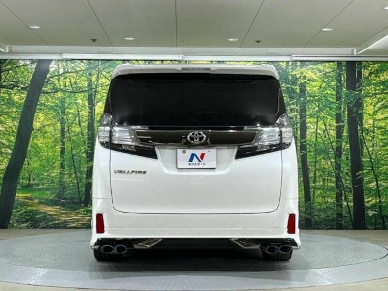 VELLFIRE-15