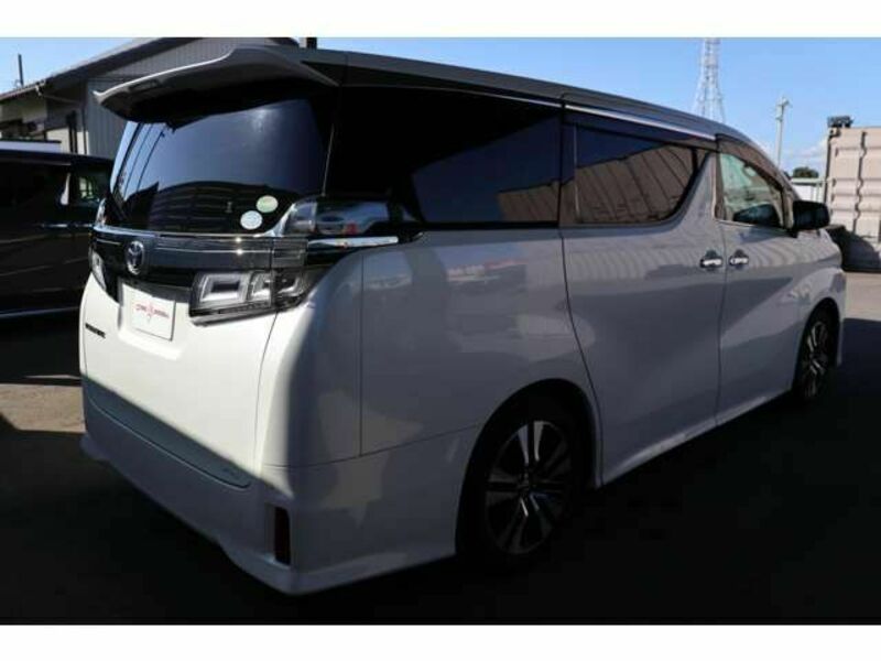 VELLFIRE-16