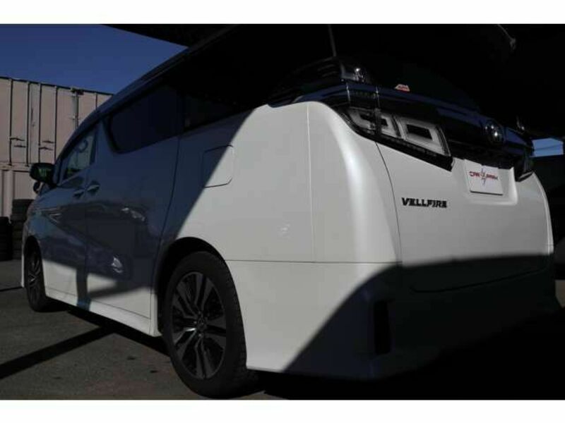 VELLFIRE-17