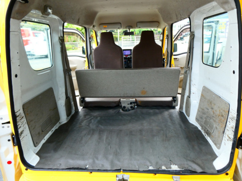 MINICAB VAN-19