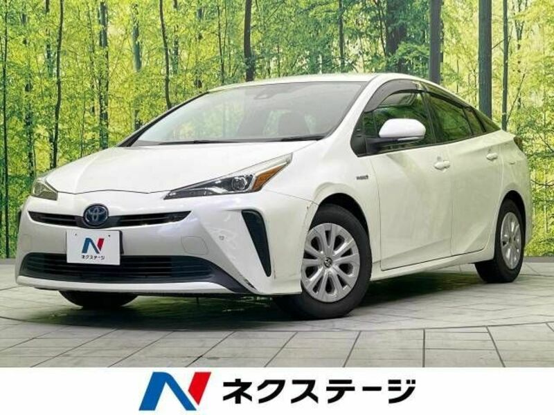 TOYOTA　PRIUS