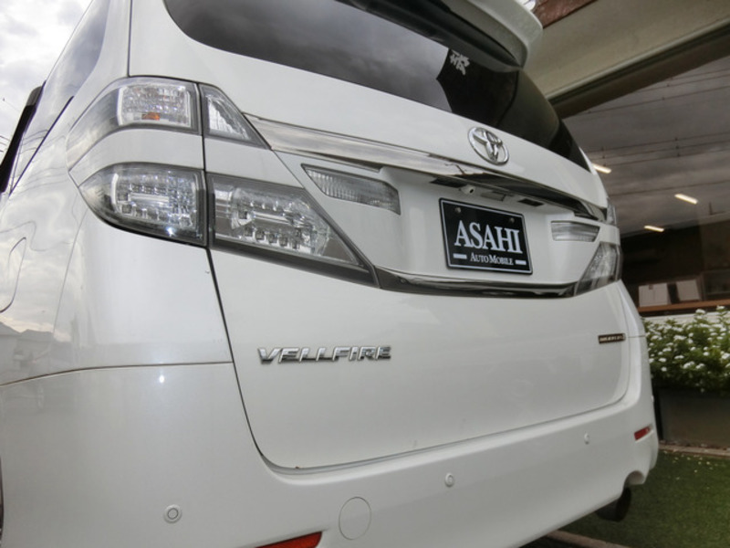 VELLFIRE-8