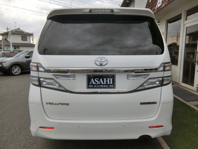 VELLFIRE-4