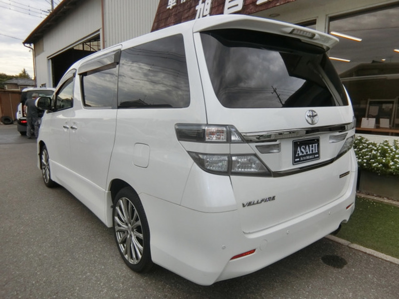 VELLFIRE-3