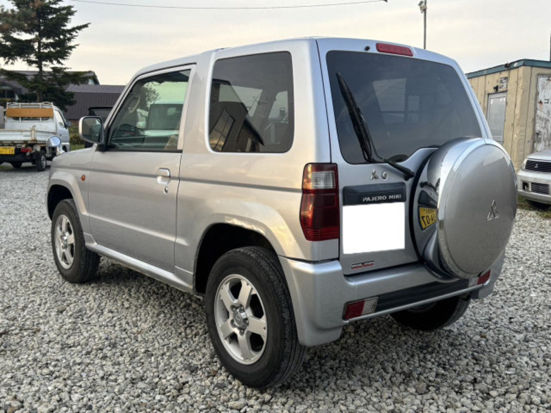 PAJERO MINI-6