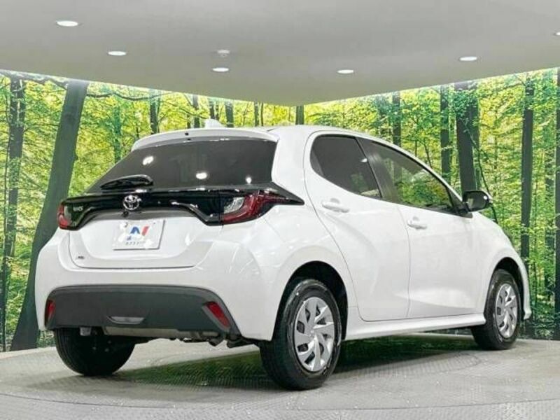 YARIS-17