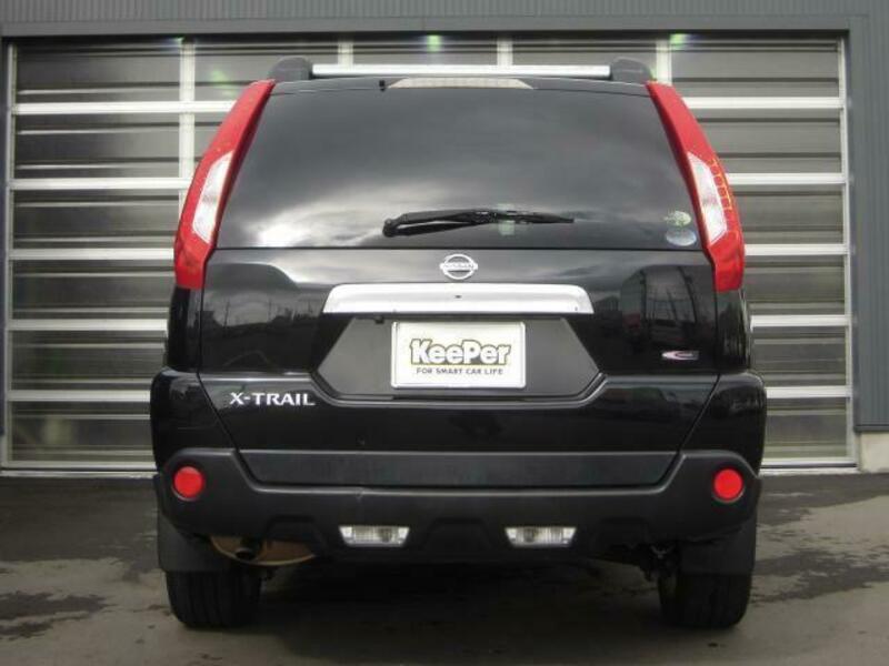 X-TRAIL-1