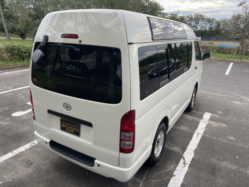 HIACE VAN-18