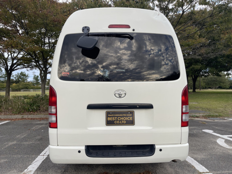 HIACE VAN-13