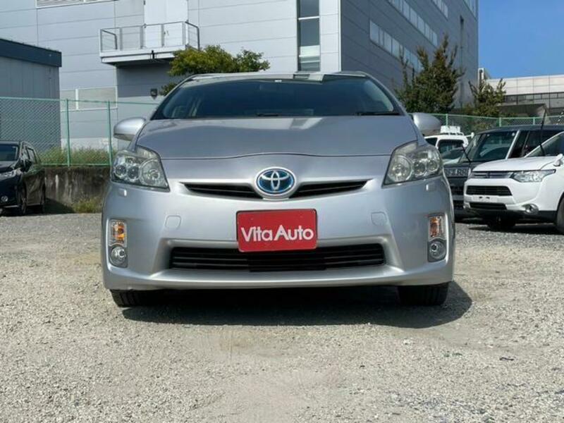 PRIUS-12