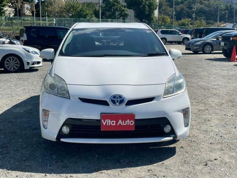 PRIUS-11